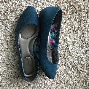 Kelly & Katie Shoes - Turquoise / Teal Suede Flats Kelly & Katie Shoes - Turquoise / Teal Suede Flats